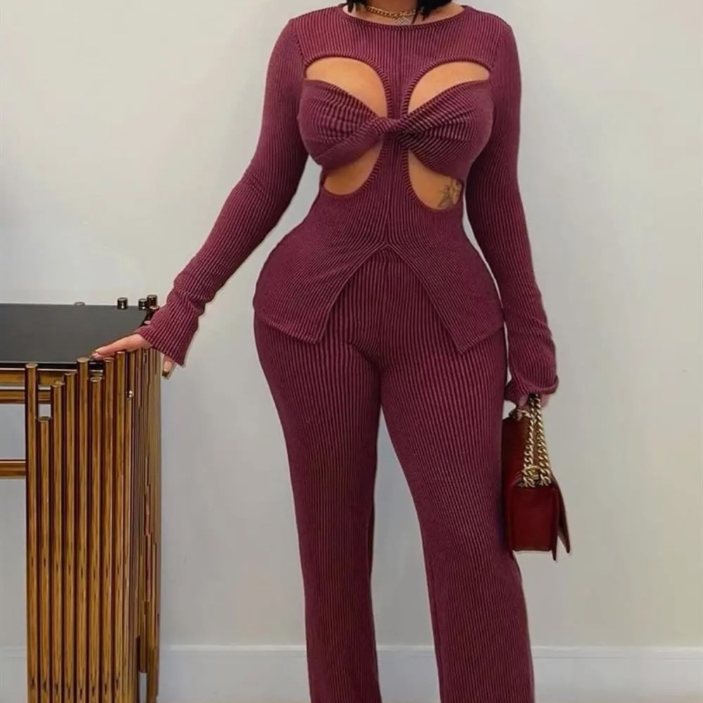 Cutout Ribbed Jumpsuit - Burgundy